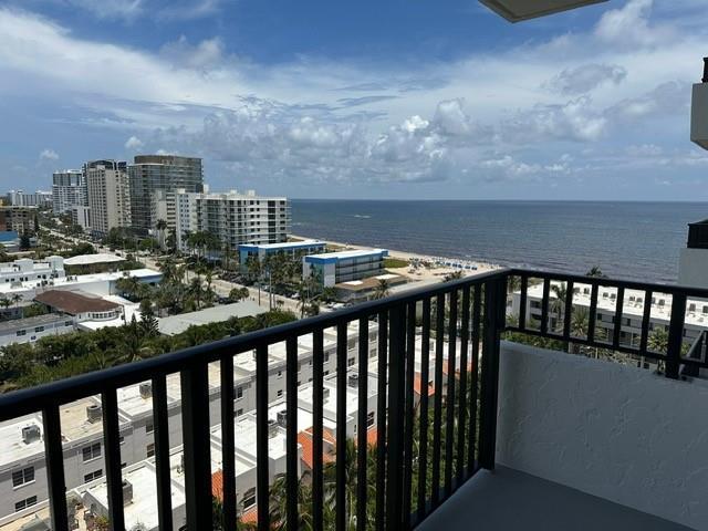 Building Photo - 531 N Ocean Blvd