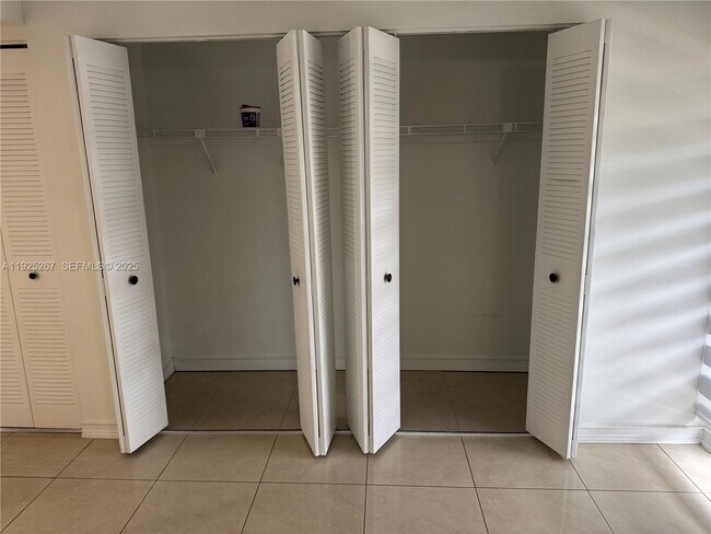 Building Photo - 8630 NW 5th Terrace