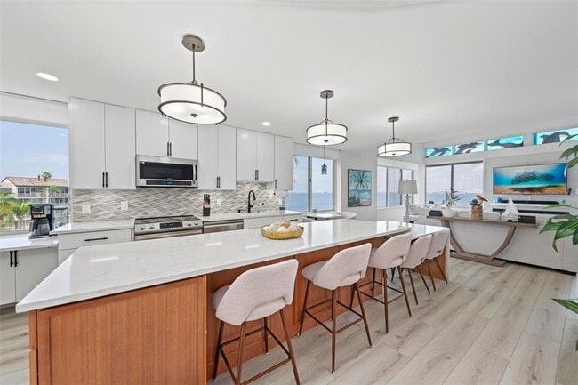 Building Photo - 5153 Isla Key Blvd S