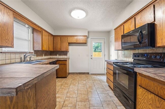 Building Photo - 507 N 37th St