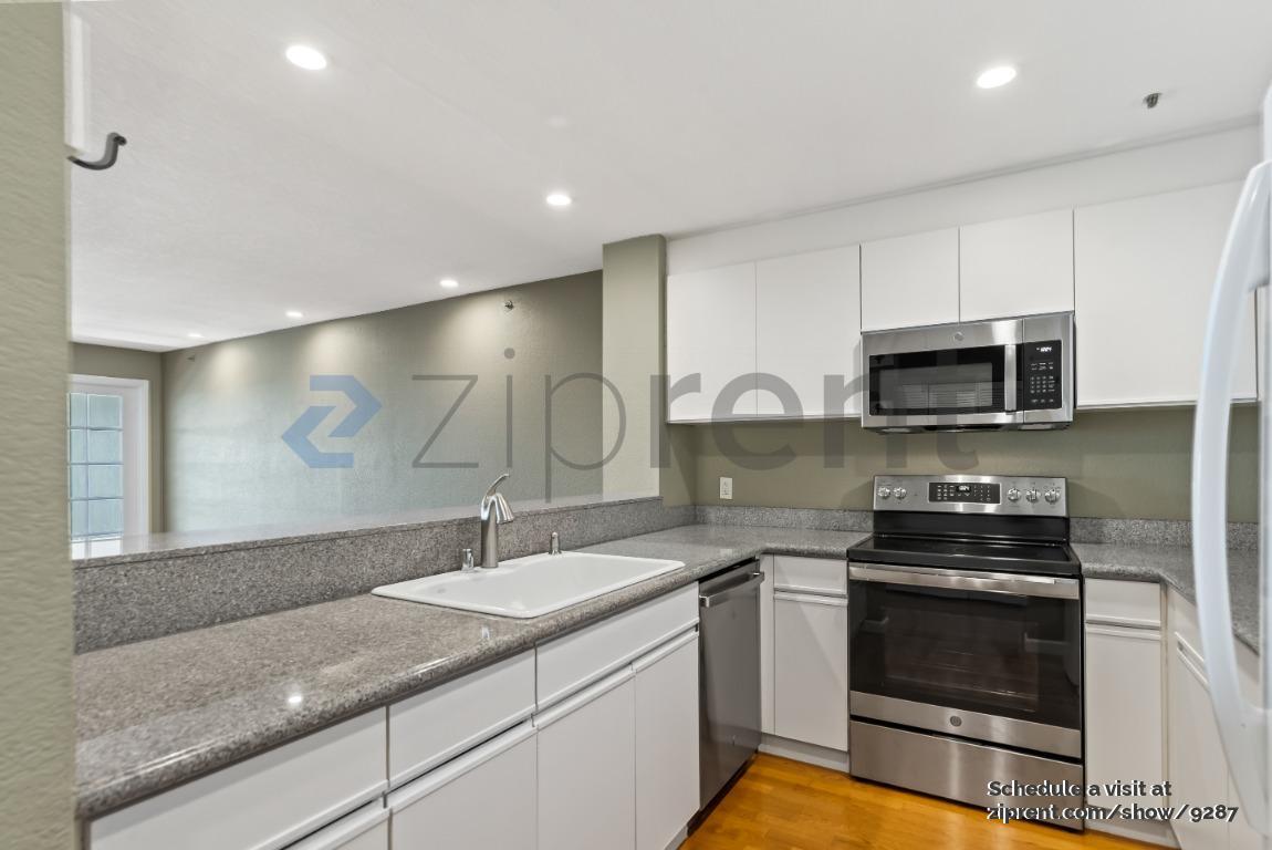 Building Photo - 1301 Quarry Ct