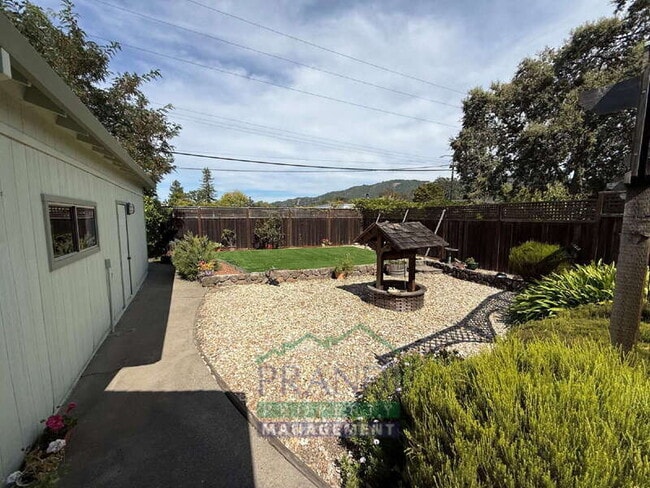 Building Photo - 312 Las Flores Ave