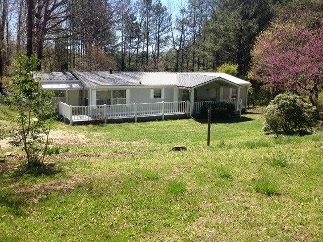 Primary Photo - Large Updated Three Bedroom