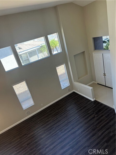 Building Photo - 16252 Fieldcrest Ct