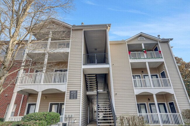 Building Photo - 3065 Shannon Oxmoor Rd