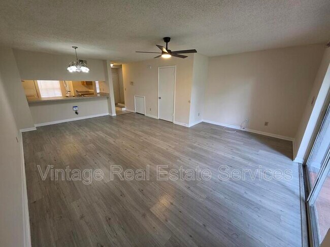 Building Photo - 5194 Sunridge Palms Dr