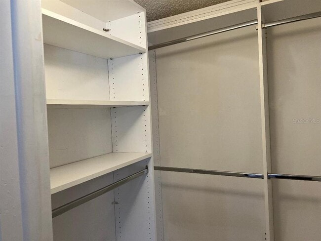 Building Photo - 200 Arbor Dr W