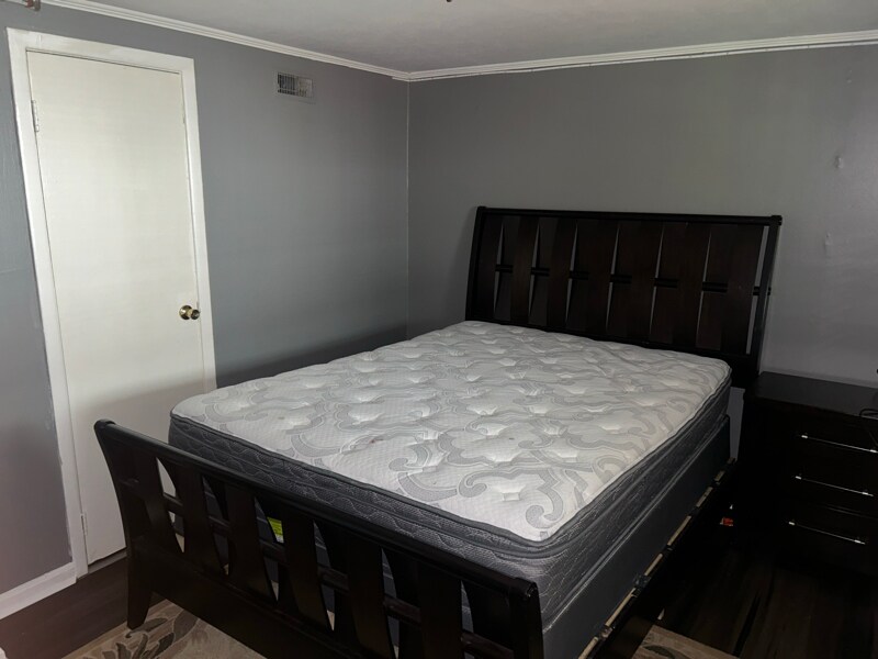 Building Photo - 1129 Bedford Ave