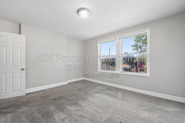 Building Photo - 1088 Siebert St