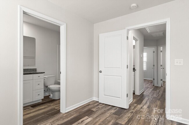 Building Photo - 117 Dogwood Vlg Trl