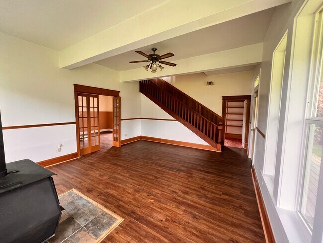 Building Photo - 98382 Sitkum Ln