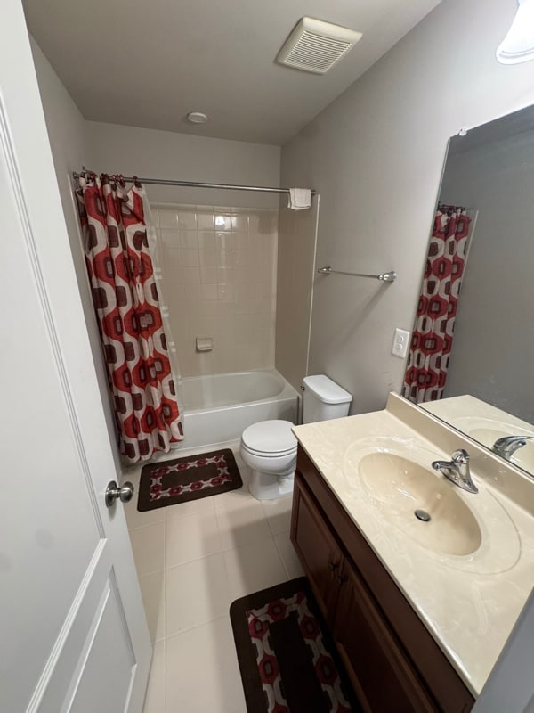 Building Photo - 9102 Vlg Spgs Dr