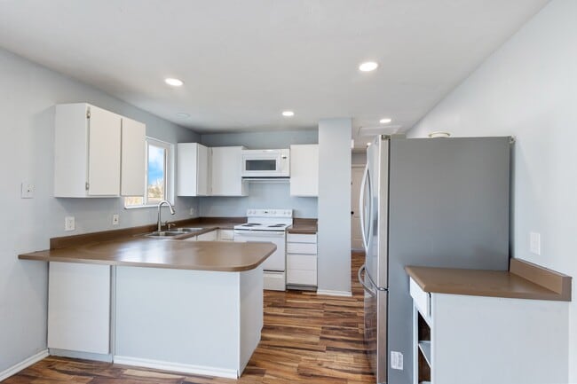 Building Photo - 5436 S 5930 W