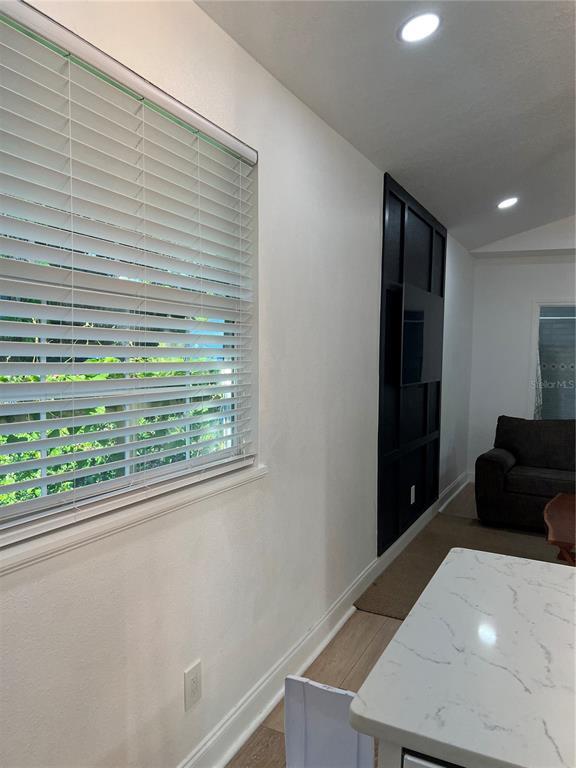 Building Photo - 311 E Floribraska Ave