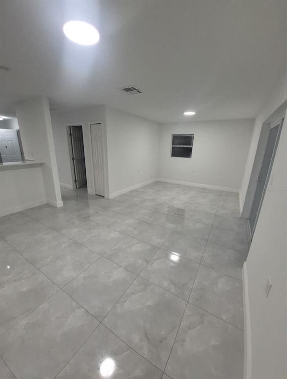 Building Photo - 7128 Oakwood Dr