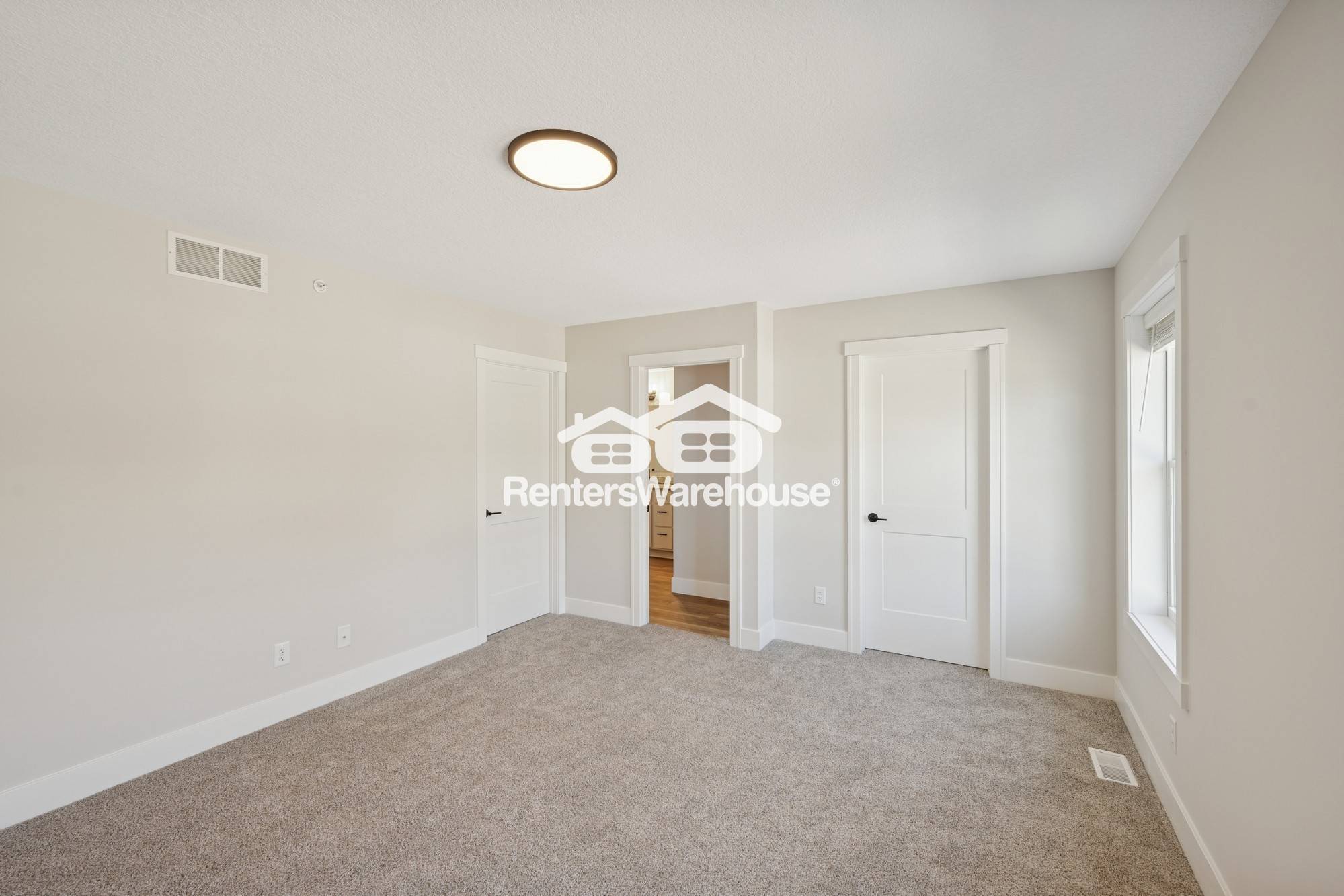 Building Photo - 3413 Douglas Dr N