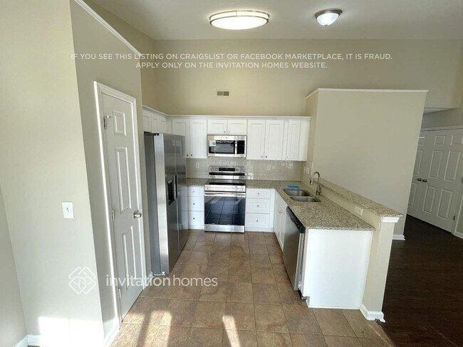 Building Photo - 2116 Clear Brook Dr