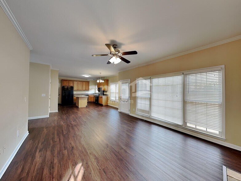 Building Photo - 6261 Sharpsburg Ct NW