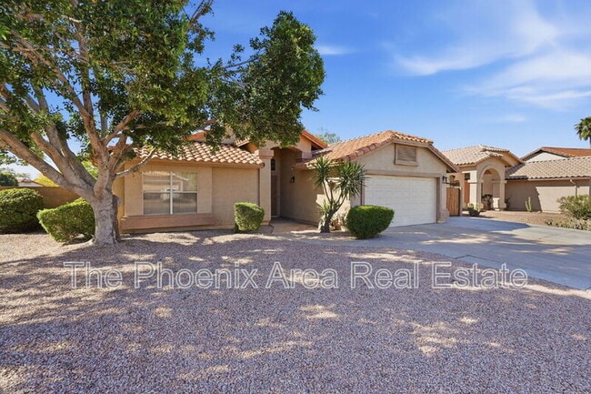 Building Photo - 507 W Nopal Ave