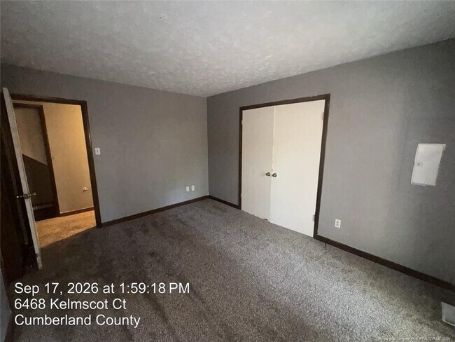 Building Photo - 6468 Kelmscot Ct
