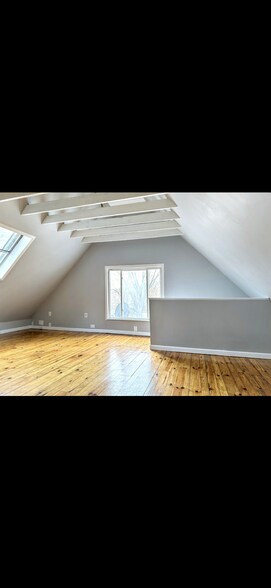 Primary Photo - 115 Highland Ave