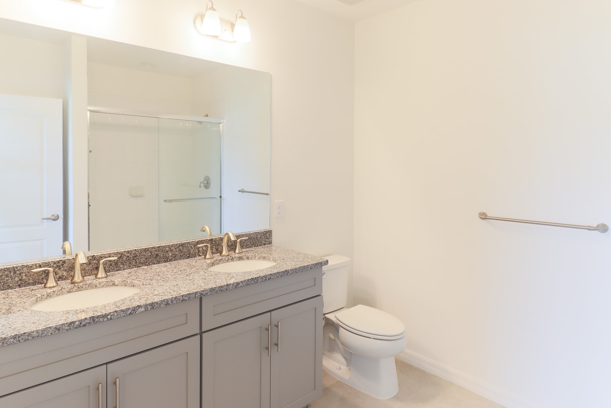 Primary Bath - 11699 Bluestone Ct