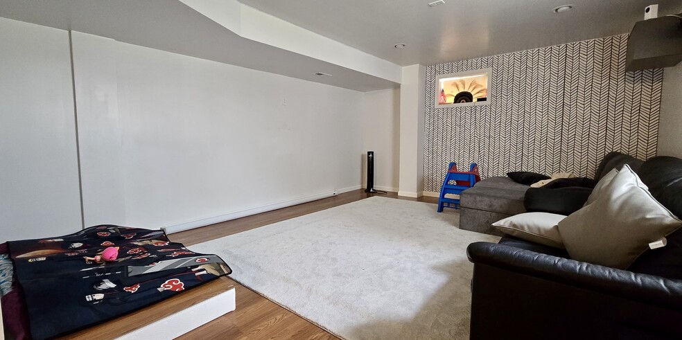 Basement - 6855 Charlestown Ln