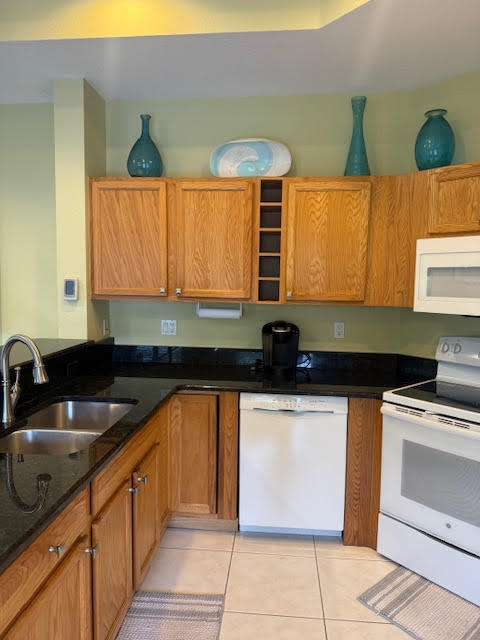 Building Photo - 8032 Carnoustie Pl