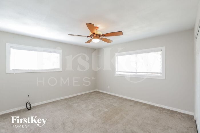 Building Photo - 3019 W Elm St
