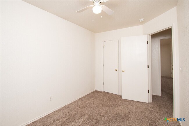 Building Photo - 4003 Pilgram Dr