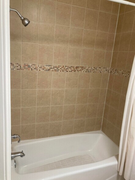 Building Photo - 11252 Peach Grove St