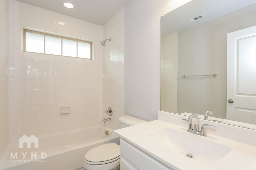 Building Photo - 3121 Damsel Sauvage Ln