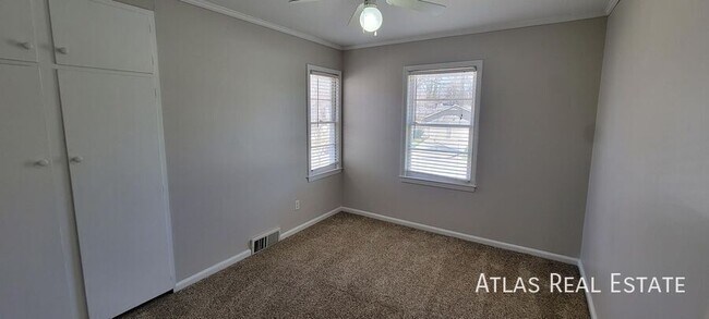 Building Photo - 8036 Reinhardt Ln