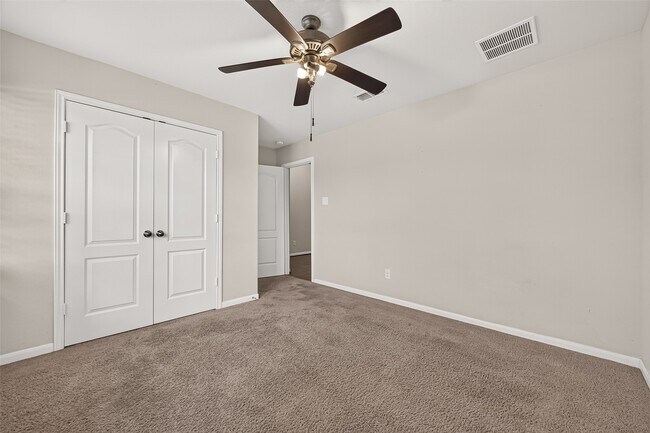 Building Photo - 26602 Yukon Straight Dr