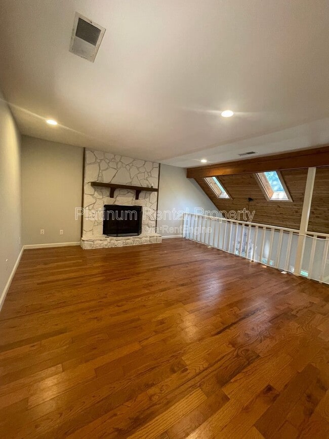 Building Photo - 4186 Nowata Dr NE