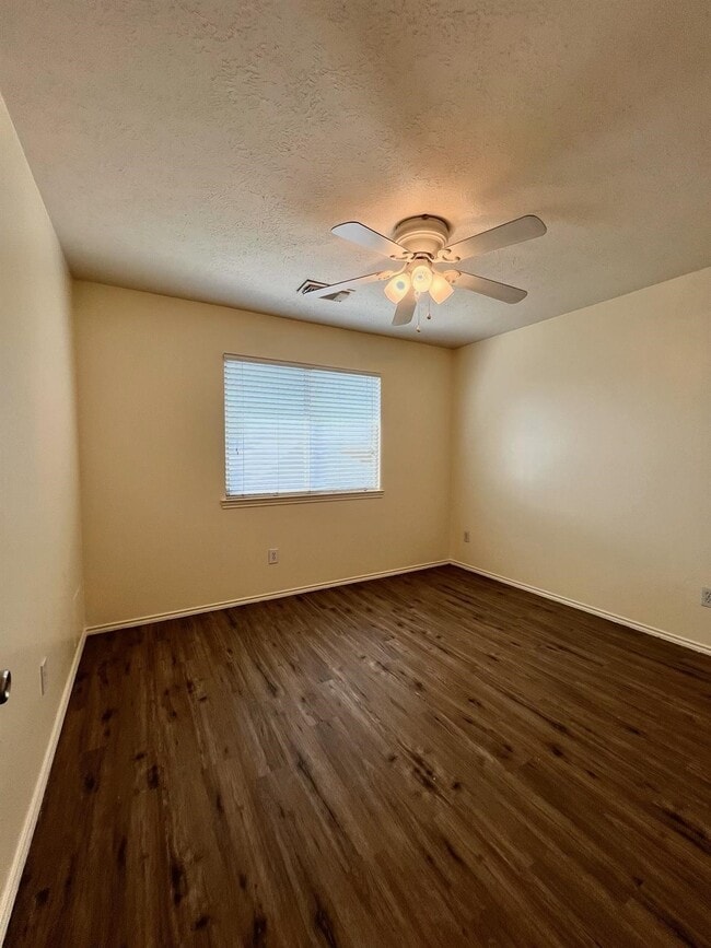 Building Photo - 1522 Glasholm Dr