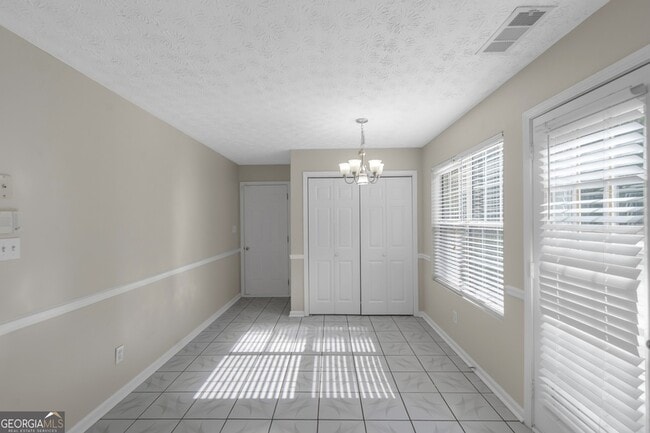 Building Photo - 97 Livingston Ln