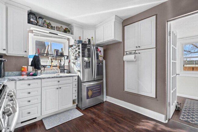 Building Photo - 315 Graefe Ave