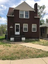 Building Photo - 4218 Edgewood Blvd
