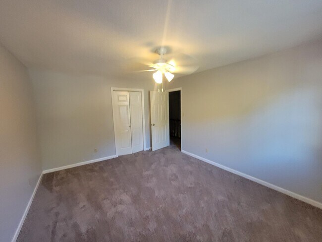 Building Photo - 4768 Red Leaf Ct