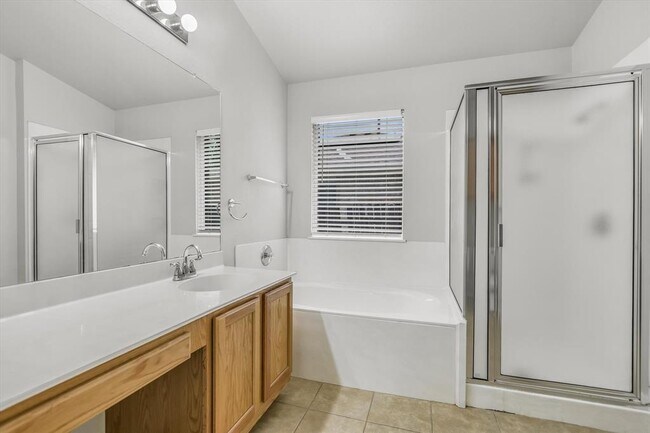 Building Photo - 2334 Vernell Way