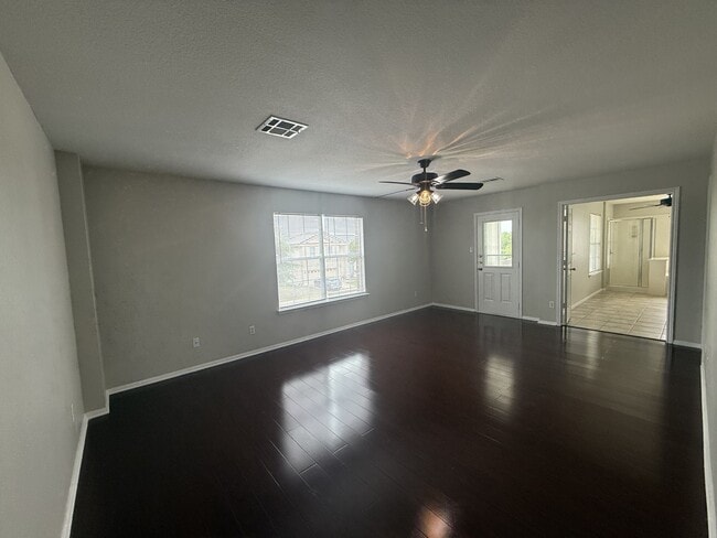 Building Photo - 502 Constellation Dr