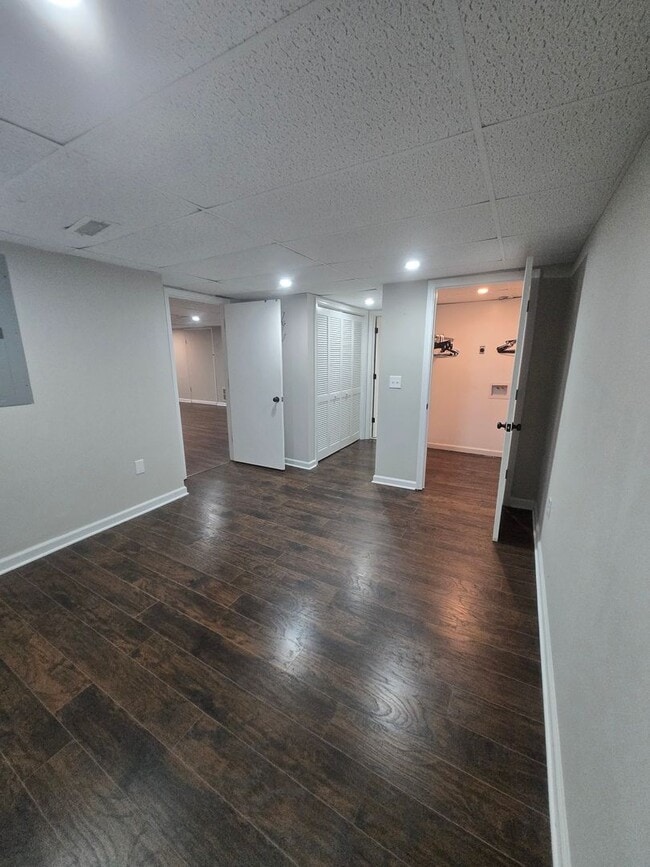Building Photo - 1569 Colony Park Dr
