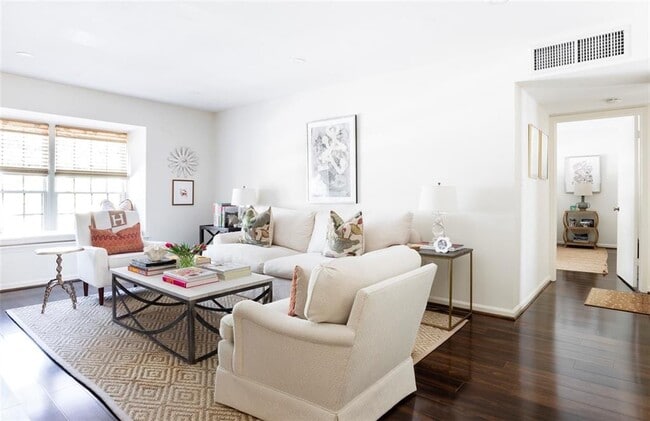 Primary Photo - 143 Woodmere Square NW