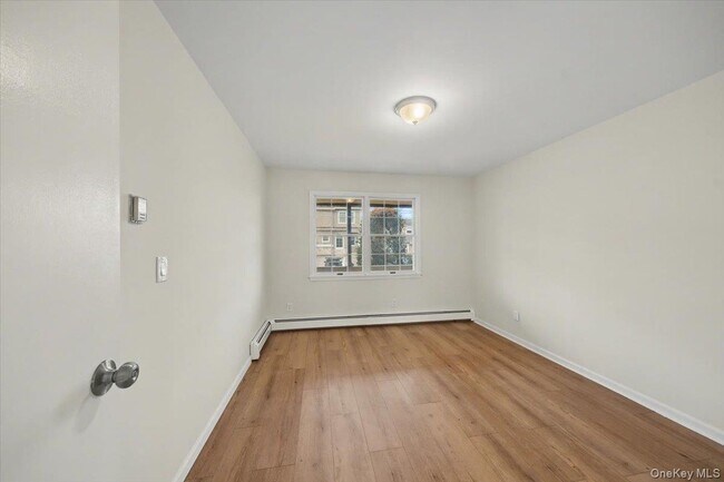 Building Photo - 60 Park Ave