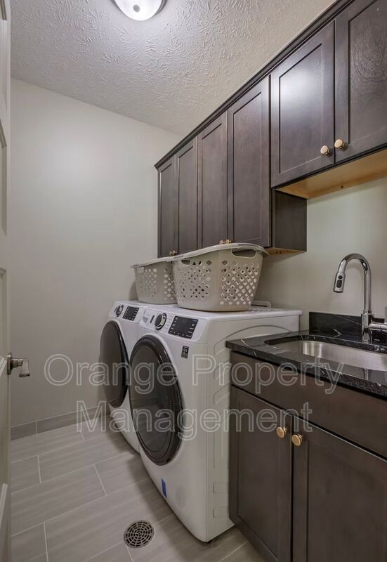 Building Photo - 630 N 46th St