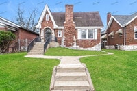 Building Photo - 1616 Veronica Ave