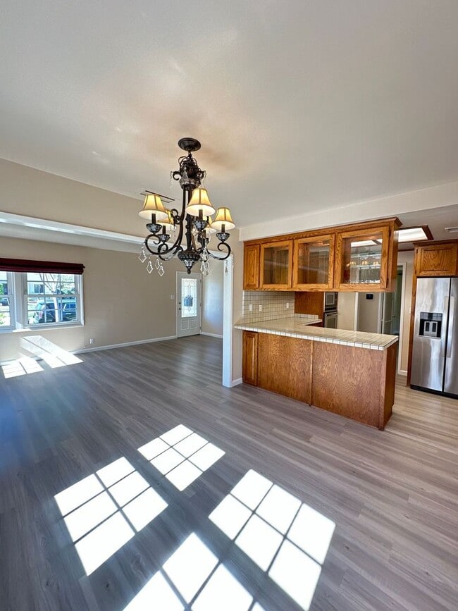Building Photo - Lakewood 3 Bed Gorgeous House - New Paint ...