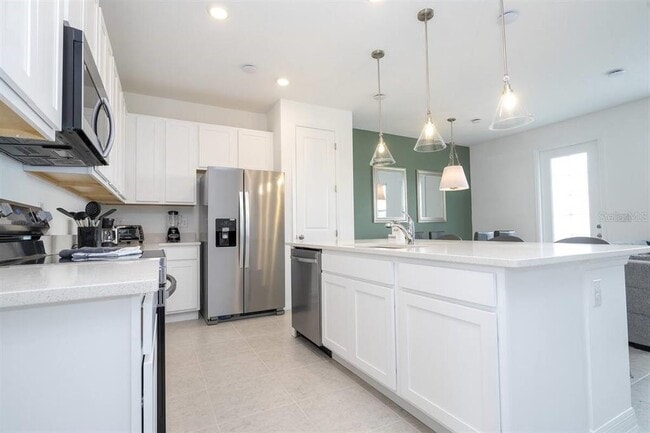 Building Photo - 619 Longboat Dr