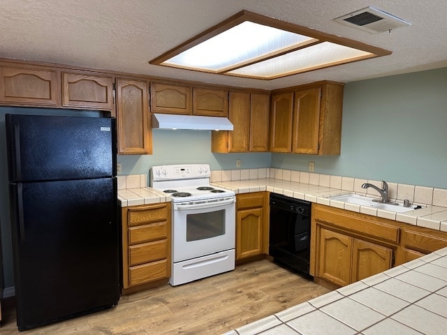 Building Photo - 49400 River Park Rd